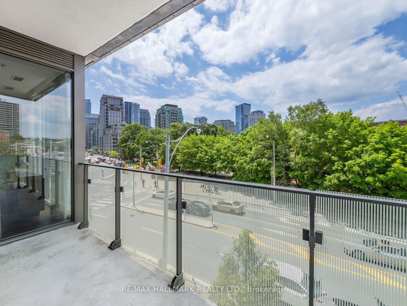 88 Davenport Rd, unit 308 for sale