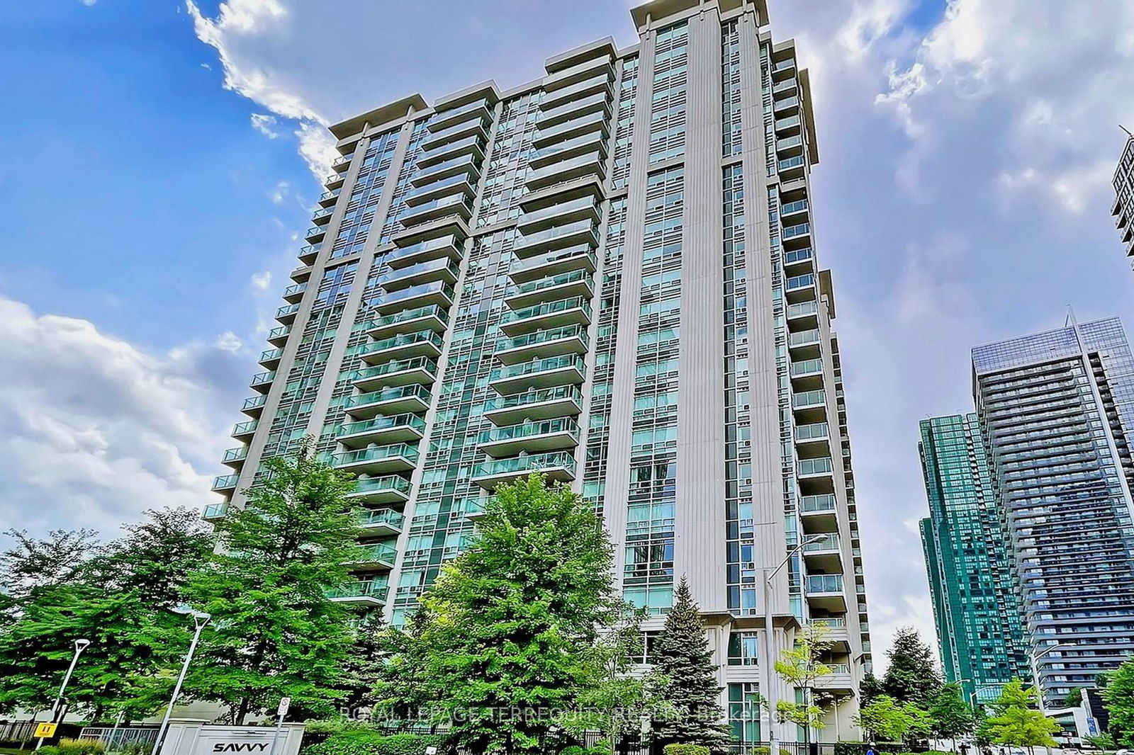 Cosmo Residences, North York, Toronto