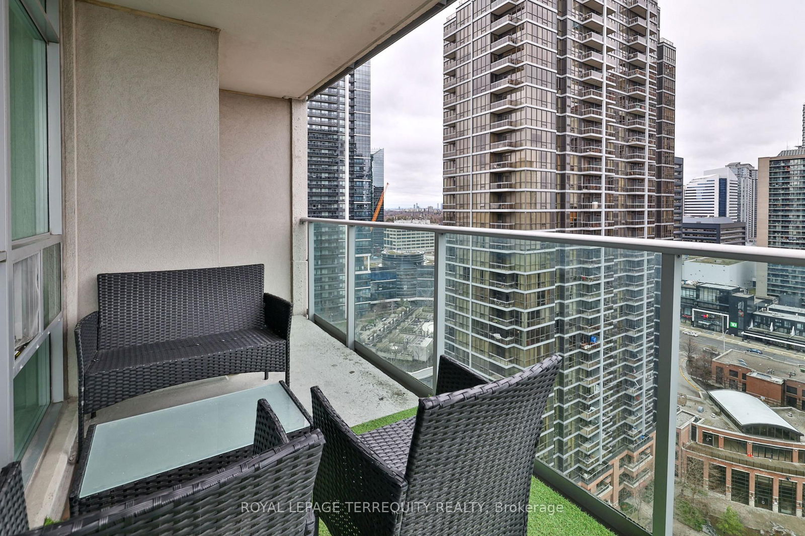 Cosmo Residences, North York, Toronto