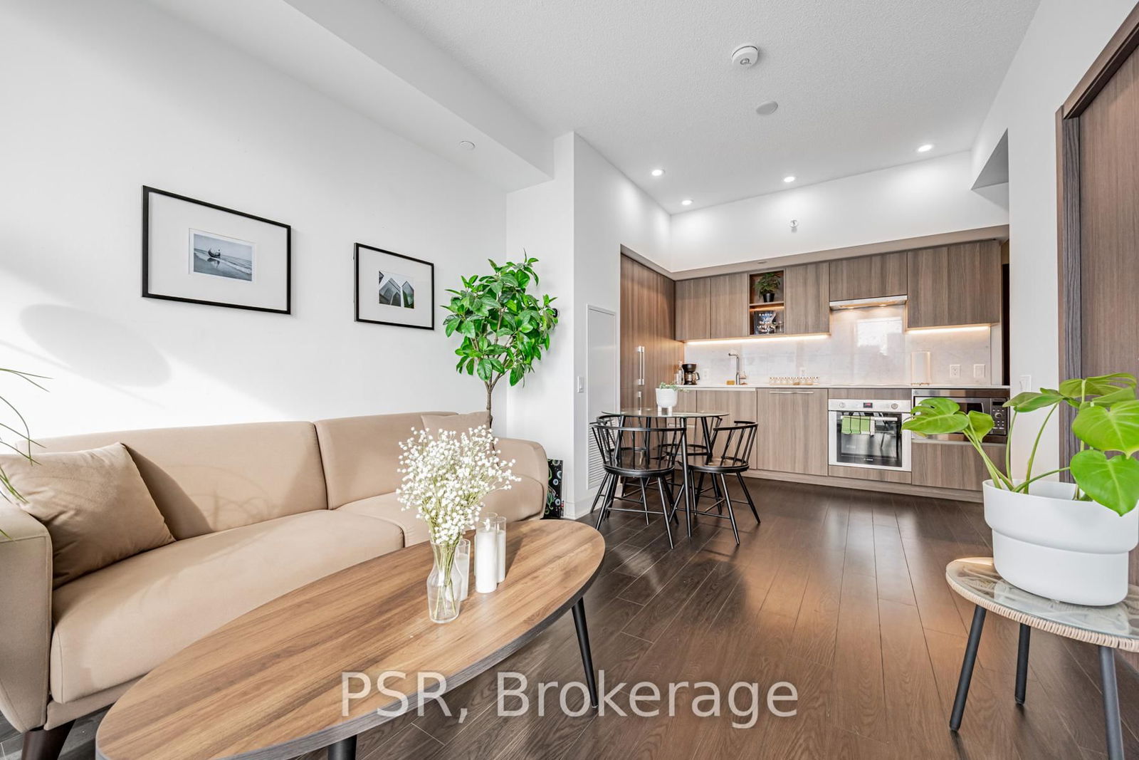 17 Bathurst St, unit 3303 for rent