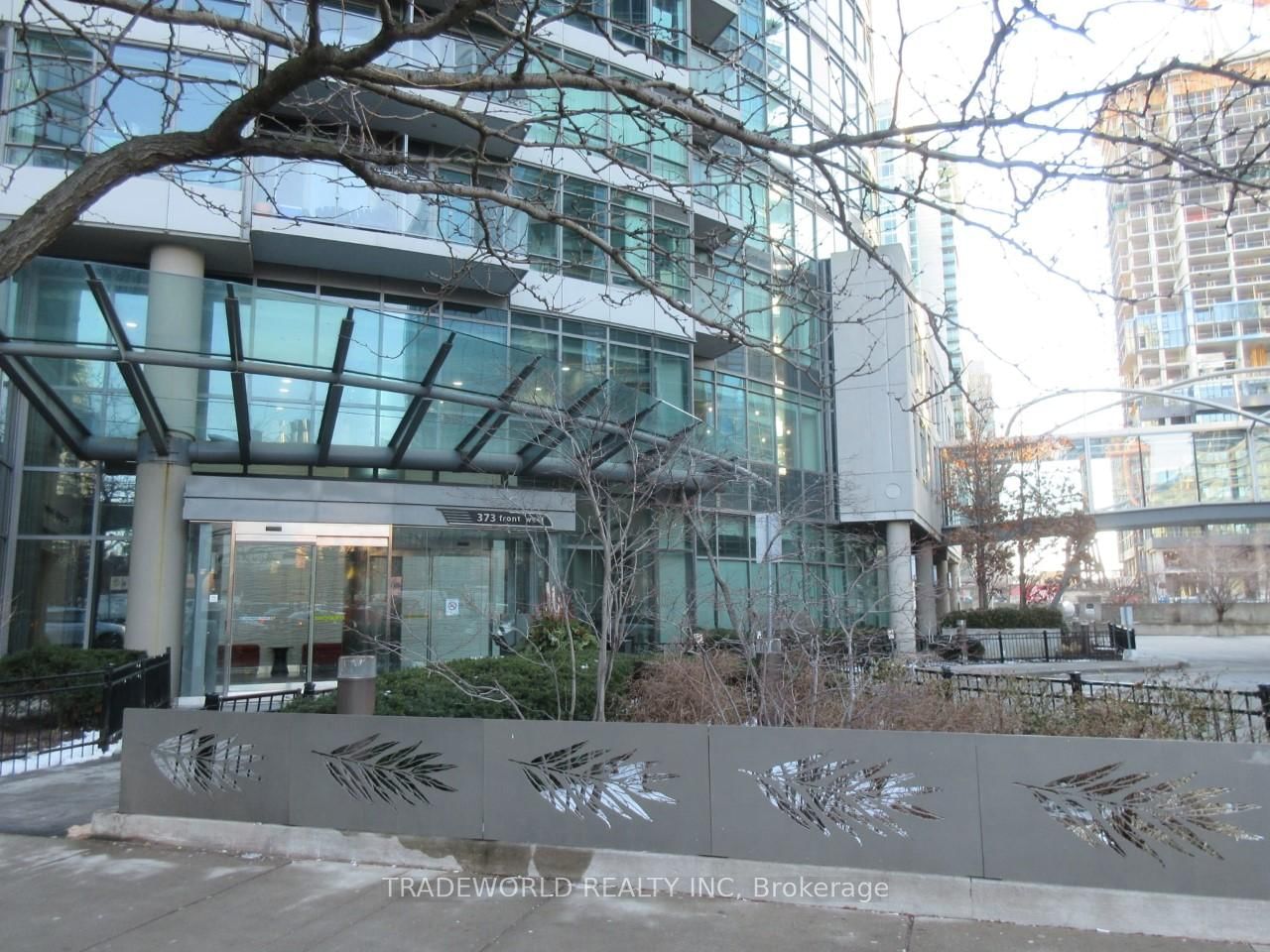 373 Front St W, unit 2611 for sale