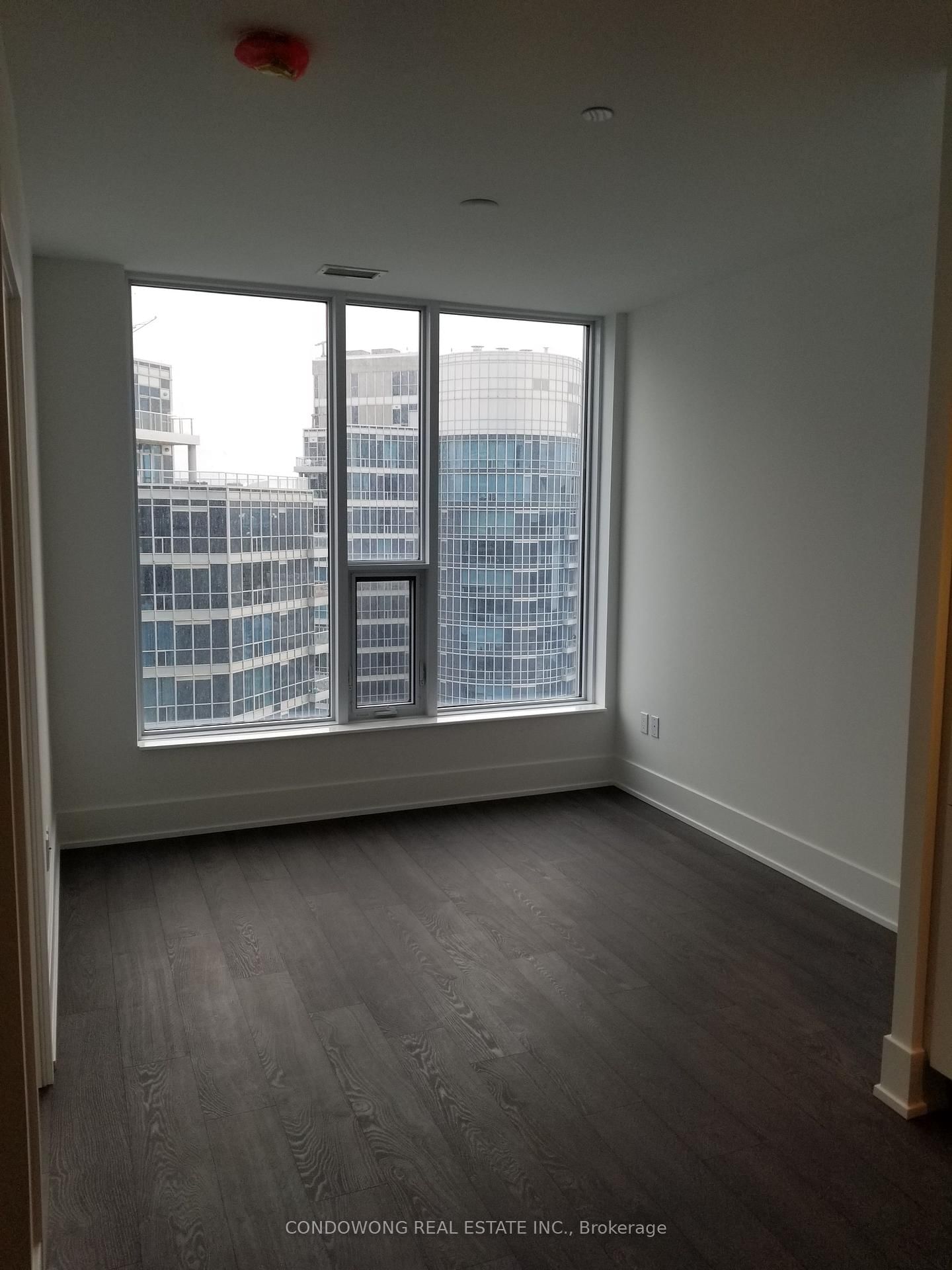 10 York St, unit 3508 for sale