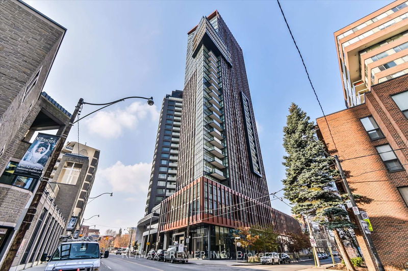 32 Davenport Rd, unit 407 for rent