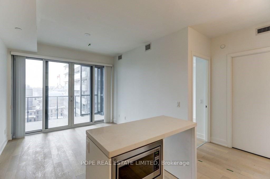 7 Grenville St, unit 2112 for rent