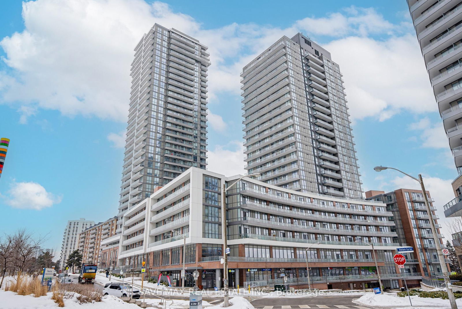 38 Forest Manor Rd, unit 401 for rent