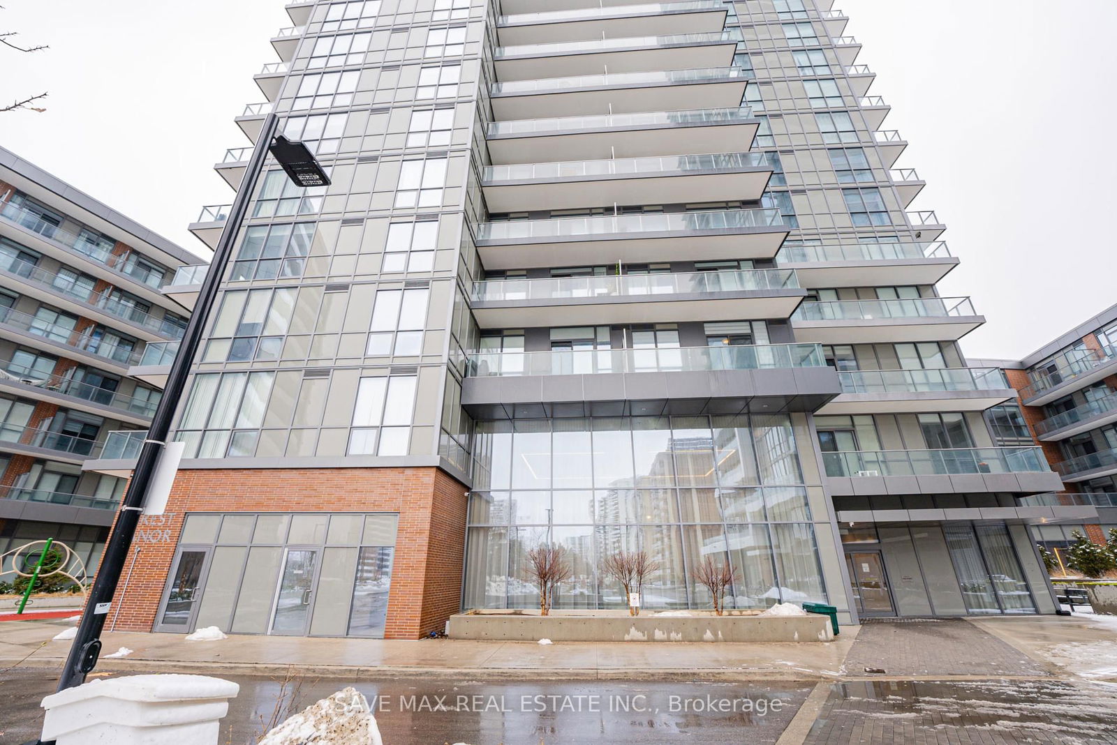 38 Forest Manor Rd, unit 401 for rent