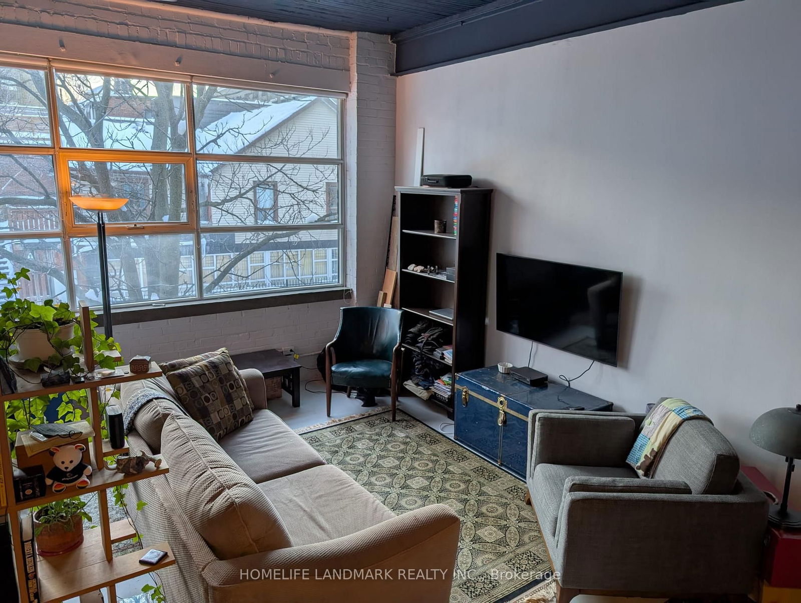 365 Dundas St E, unit 219 for rent