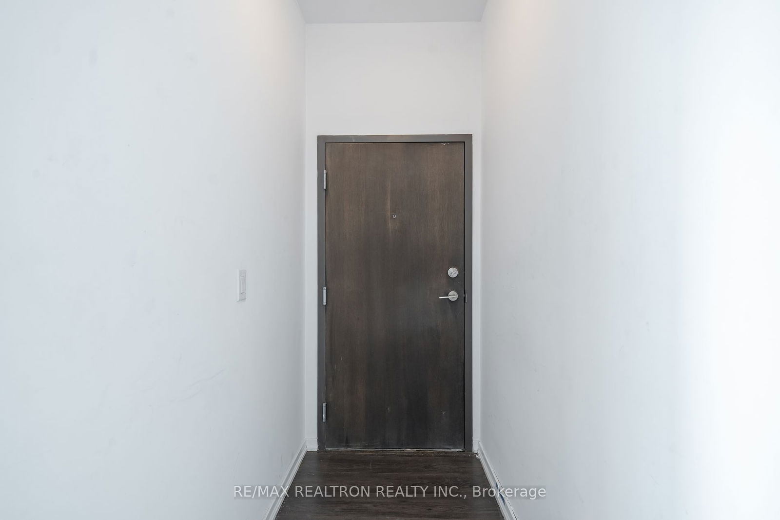 36 Lisgar St, unit 323 for rent