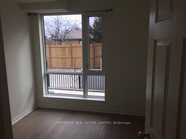 639 Lawrence Ave W, unit 203 for rent