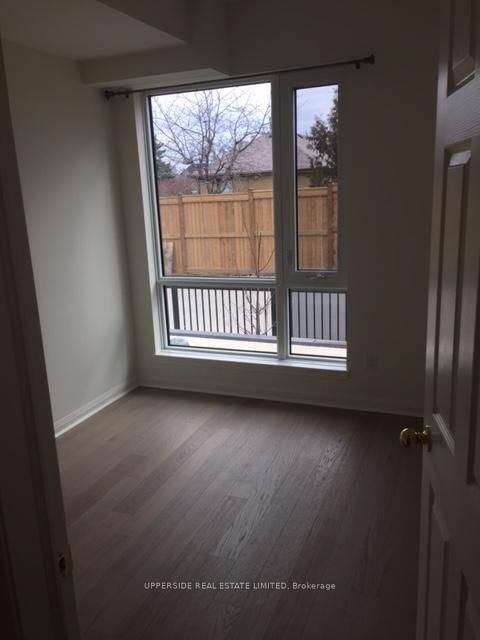 639 Lawrence Ave W, unit 203 for rent