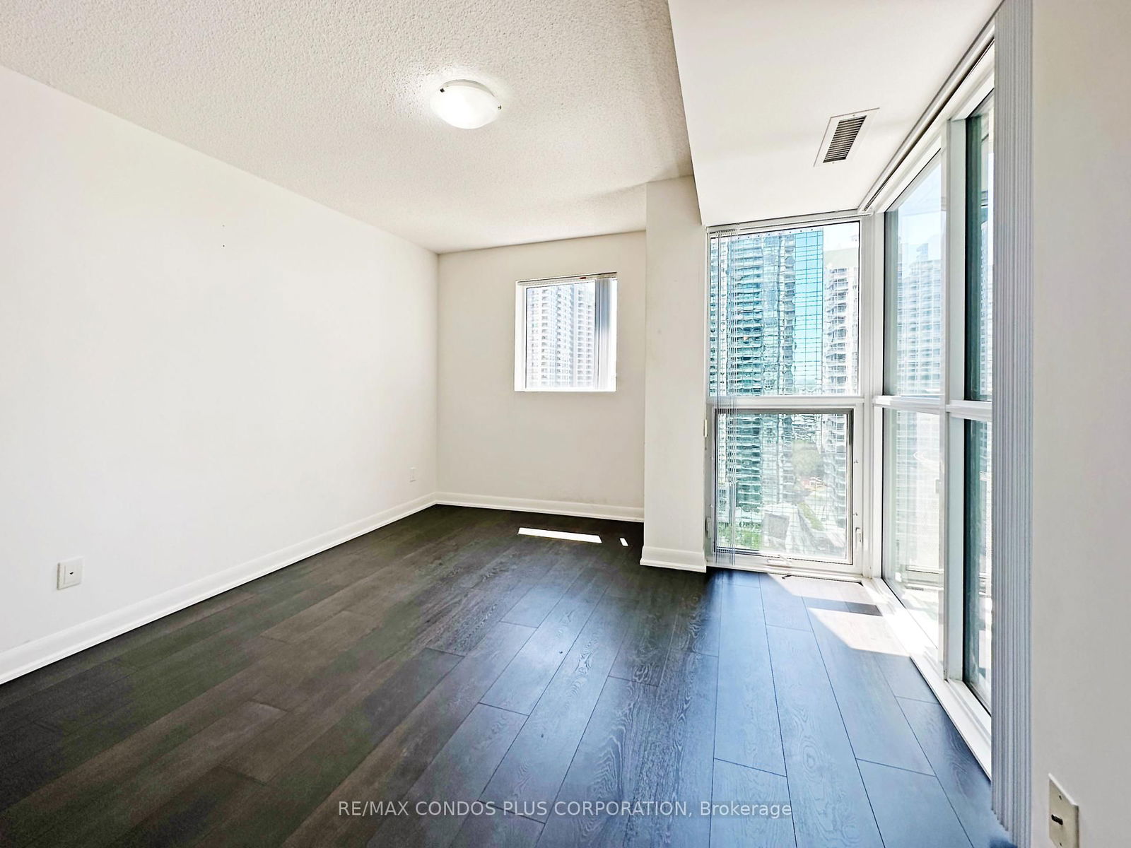 5168 Yonge St, unit 1901 for rent