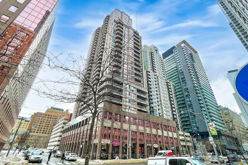 736 Bay St, unit 1007 for rent