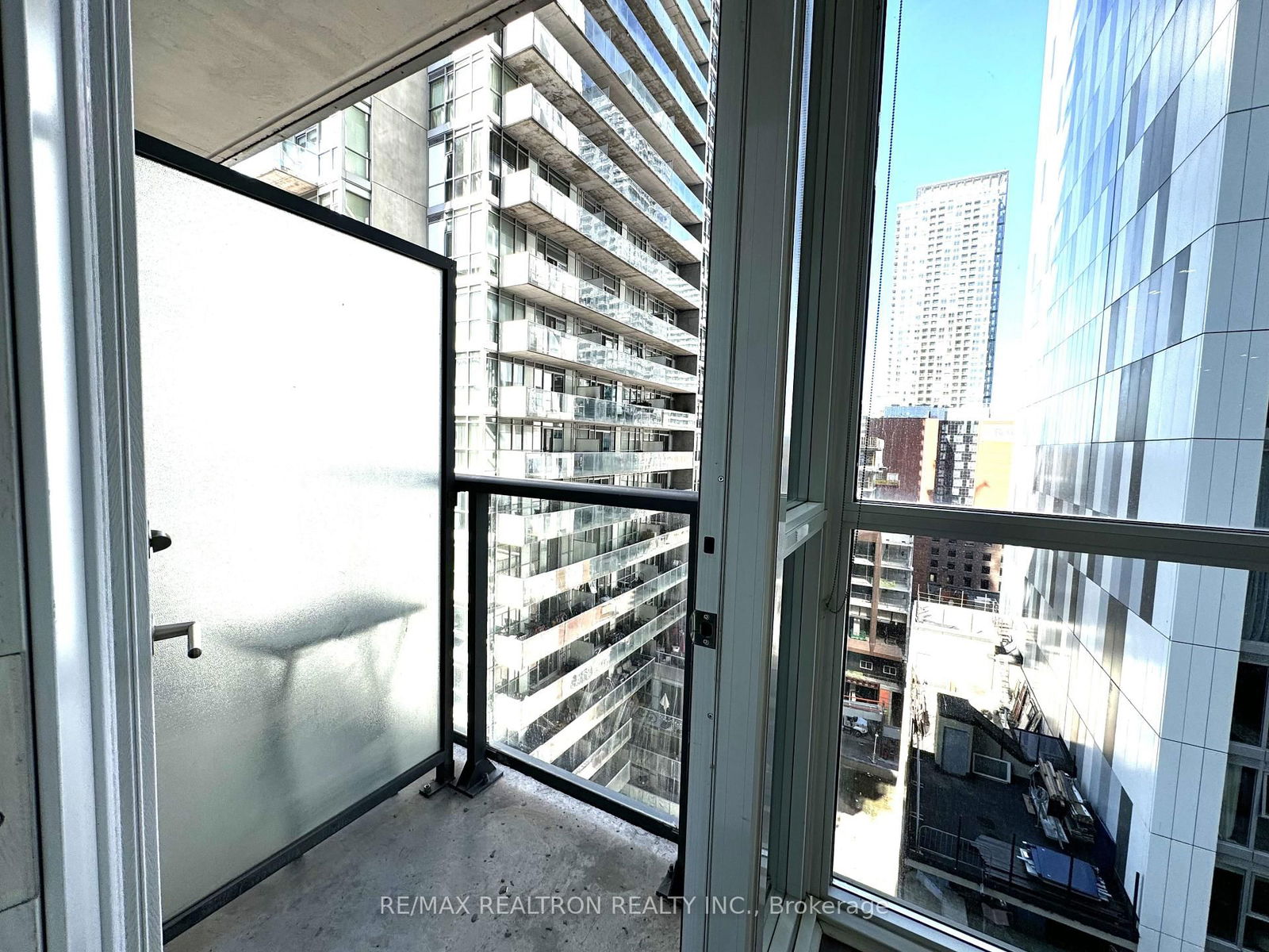 88 Blue Jays Way, unit 1216 for rent