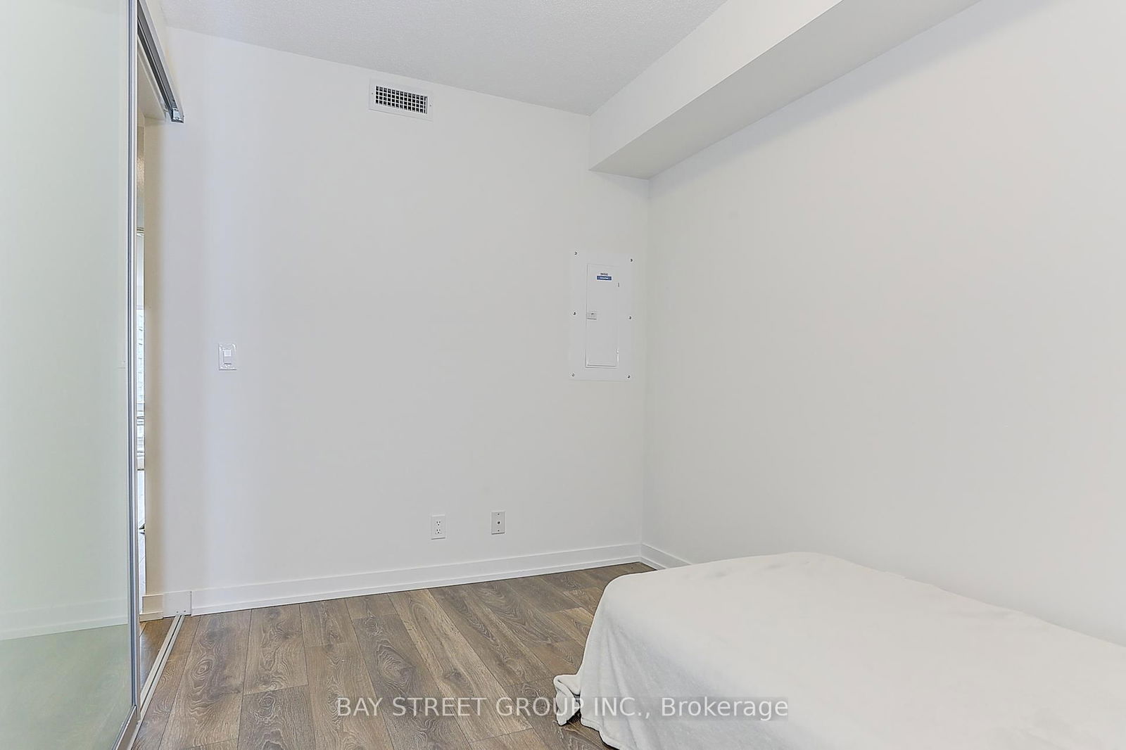 60 Shuter St S, unit 1503 for sale