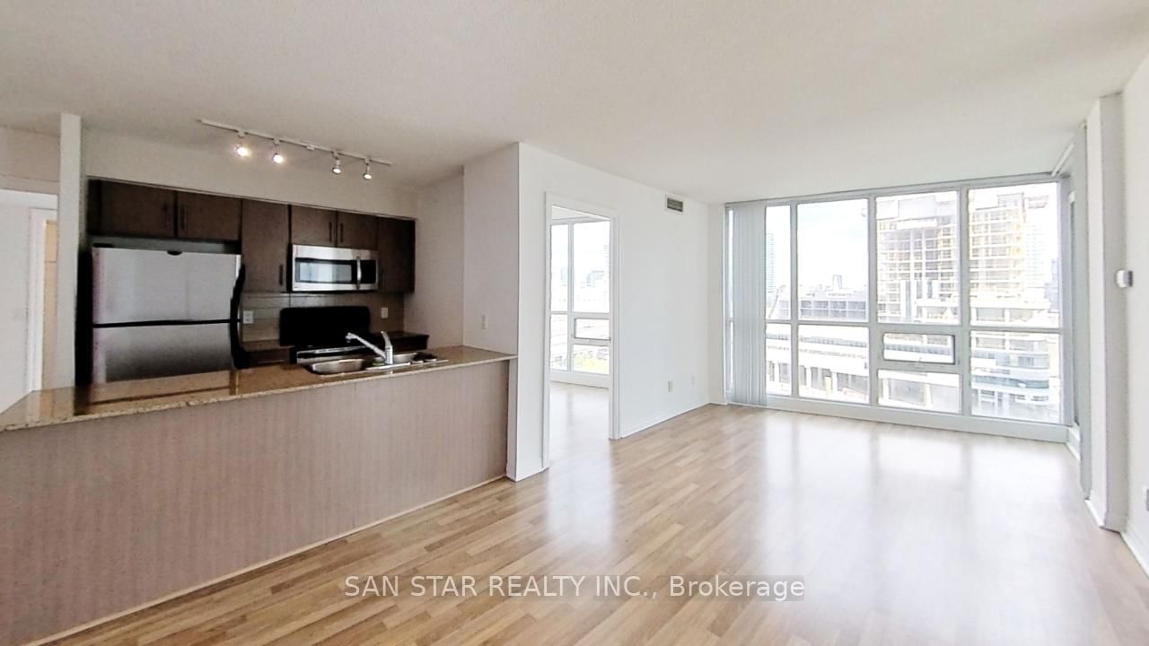 12 Yonge St, unit 1004 for rent