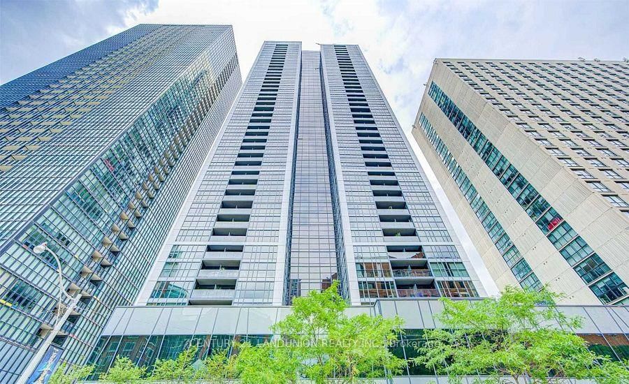 28 Ted Rogers Way, unit 2902 for rent