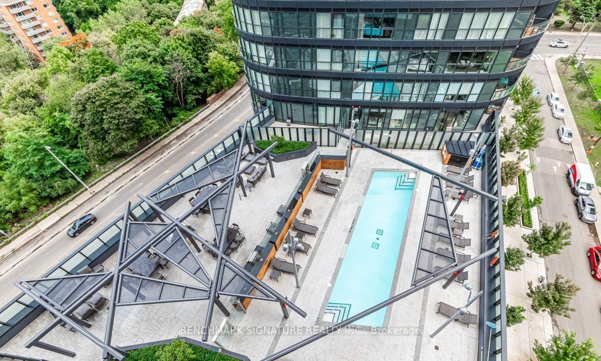 585 Bloor St E, unit 2915 for sale