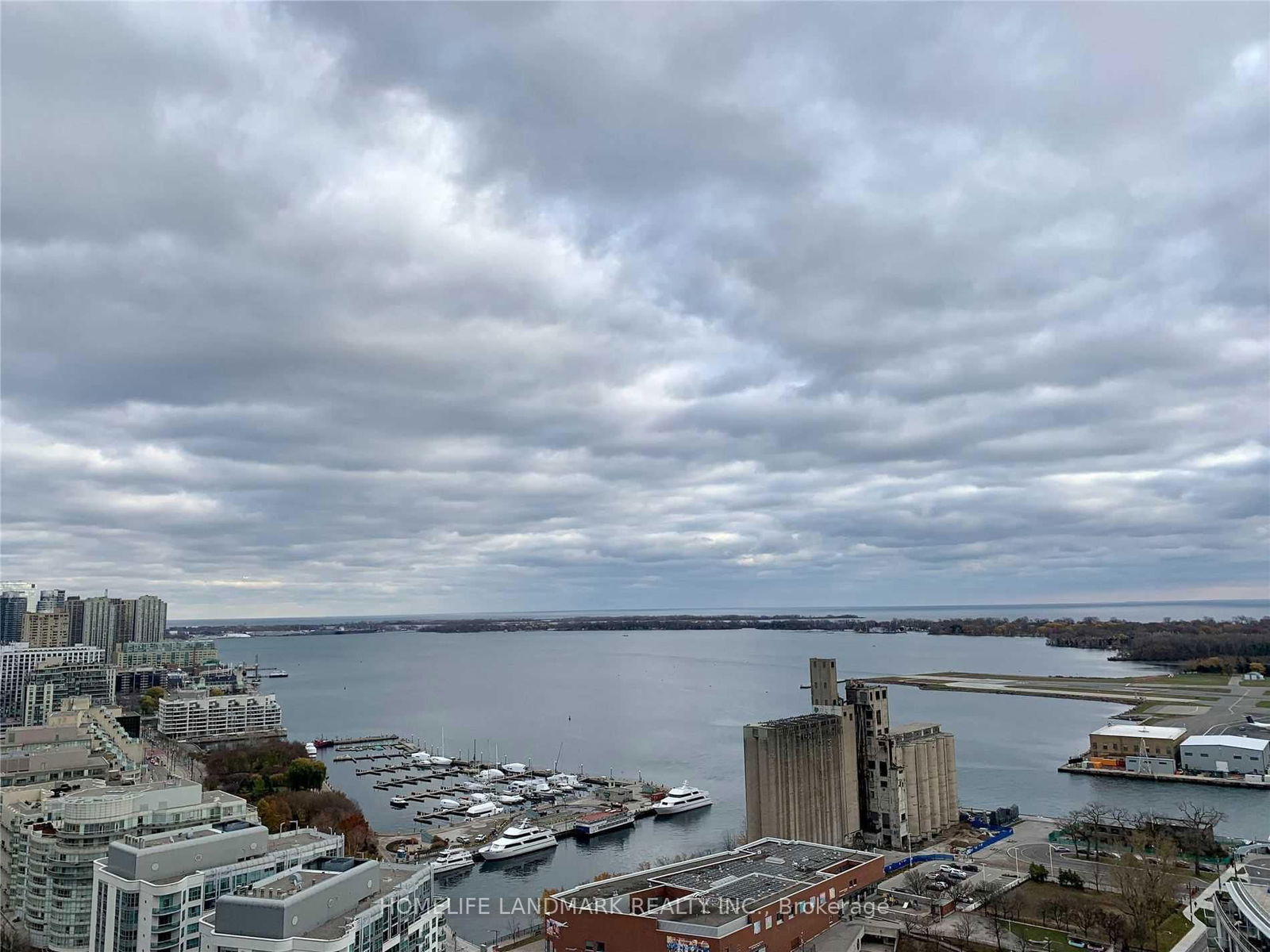 Malibu Condos at Harbourfront, Downtown, Toronto