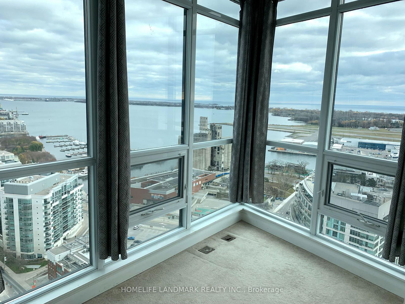 Malibu Condos at Harbourfront, Downtown, Toronto