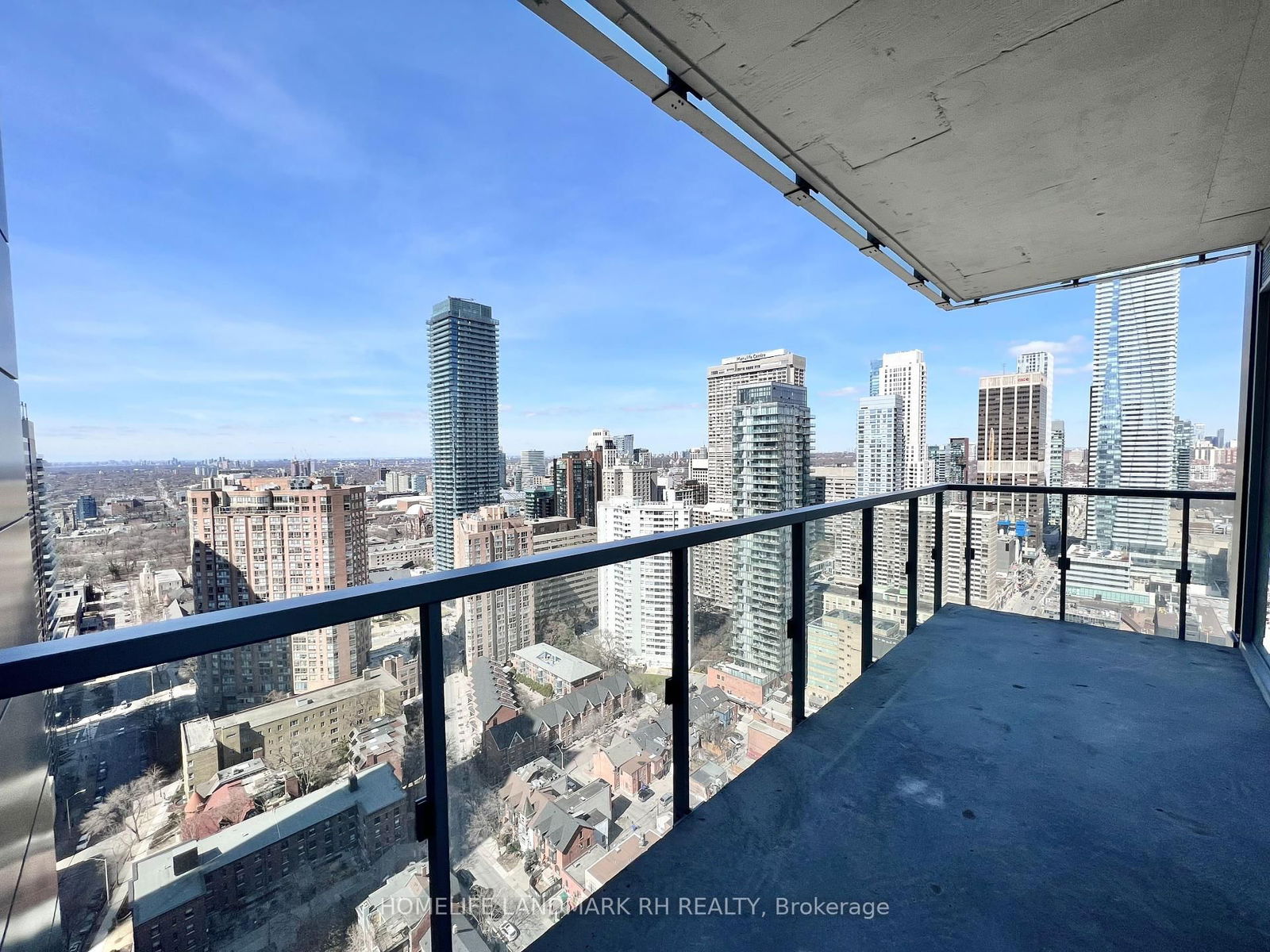 3 Gloucester St, unit 3501 for rent