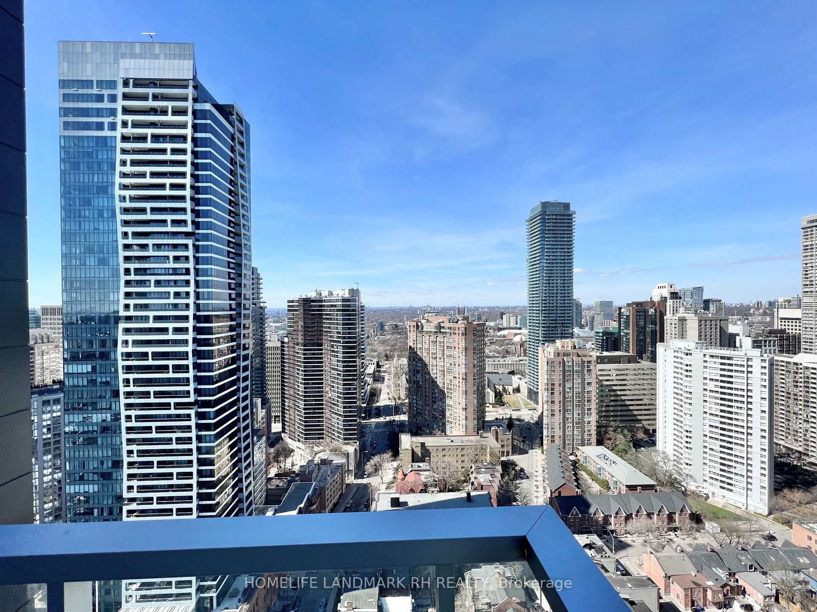 3 Gloucester St, unit 3501 for rent