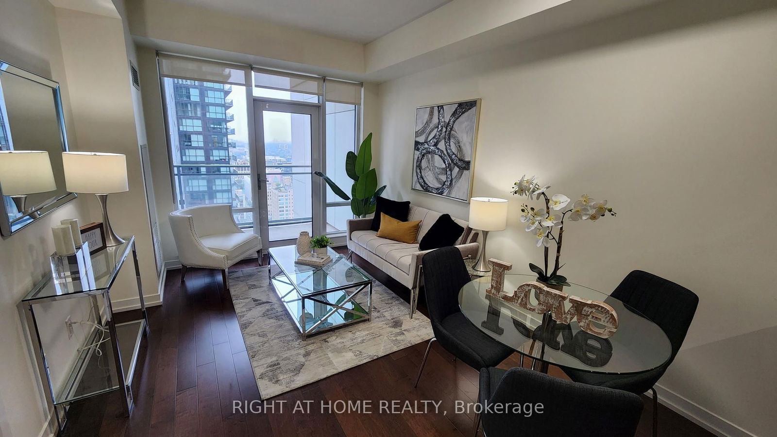 21 Widmer St, unit 2901 for sale