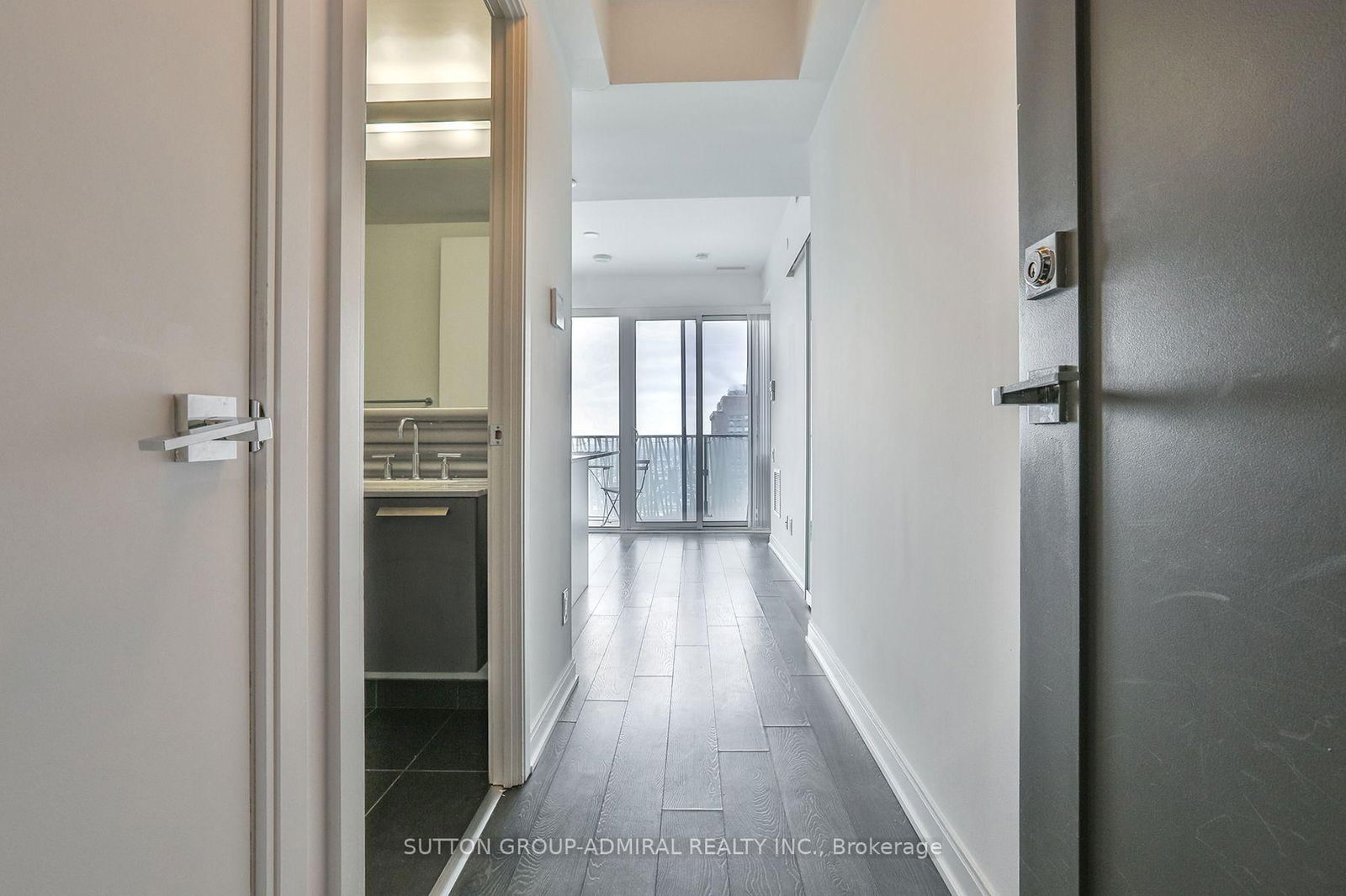 42 CHARLES St, unit 4504 for rent