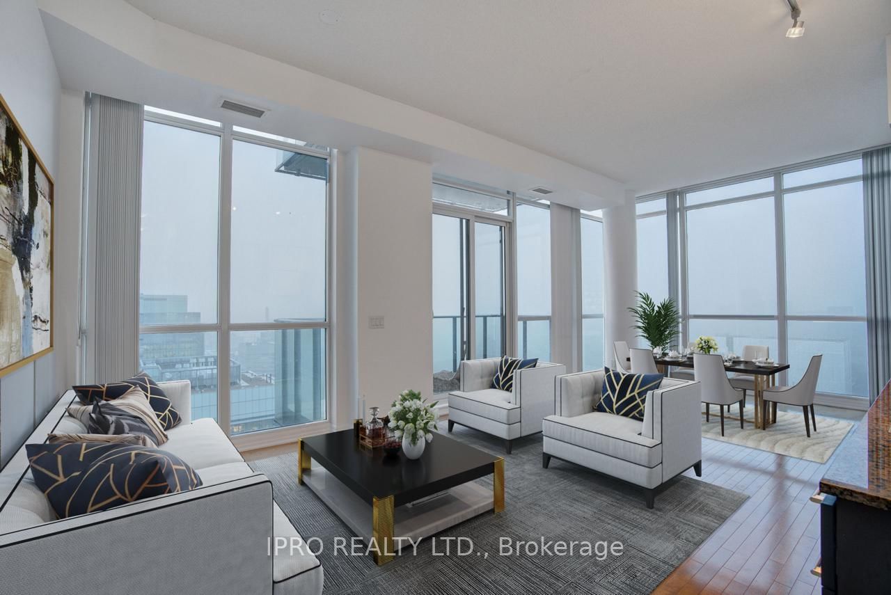 770 Bay St, unit PH201 for sale