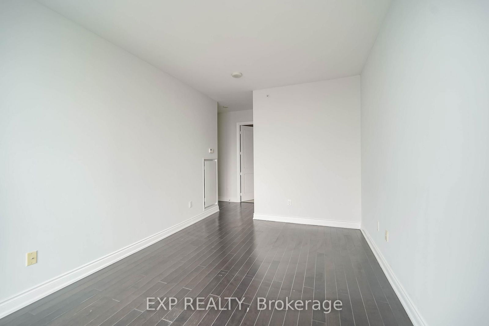 388 Yonge St, unit 6414 for rent