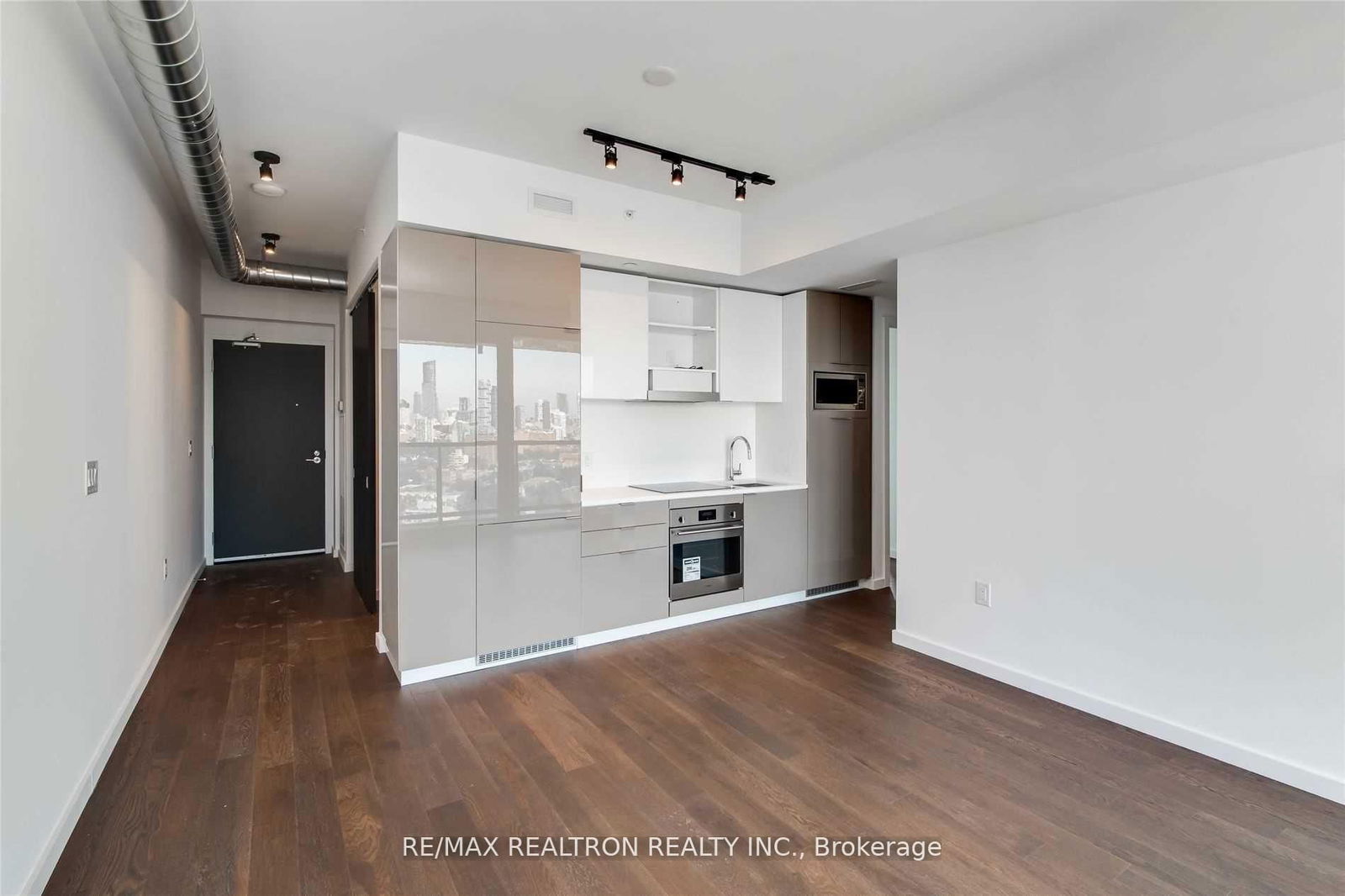 170 Bayview Ave, unit 2302 for rent