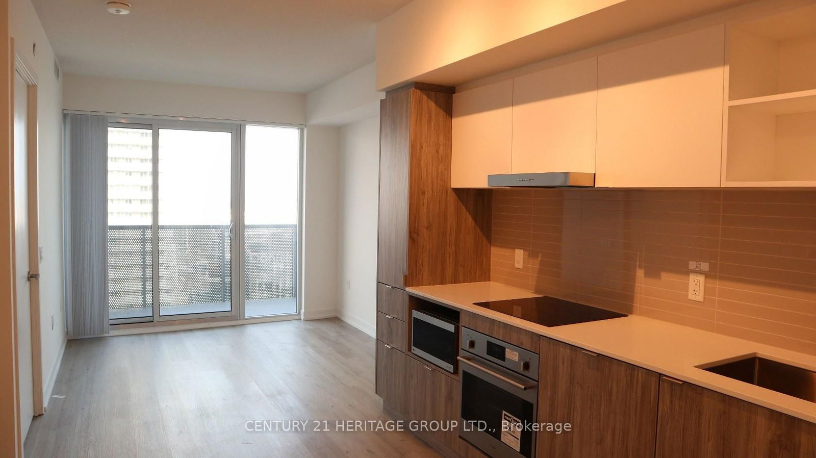 138 Downes St, unit 2705 for rent