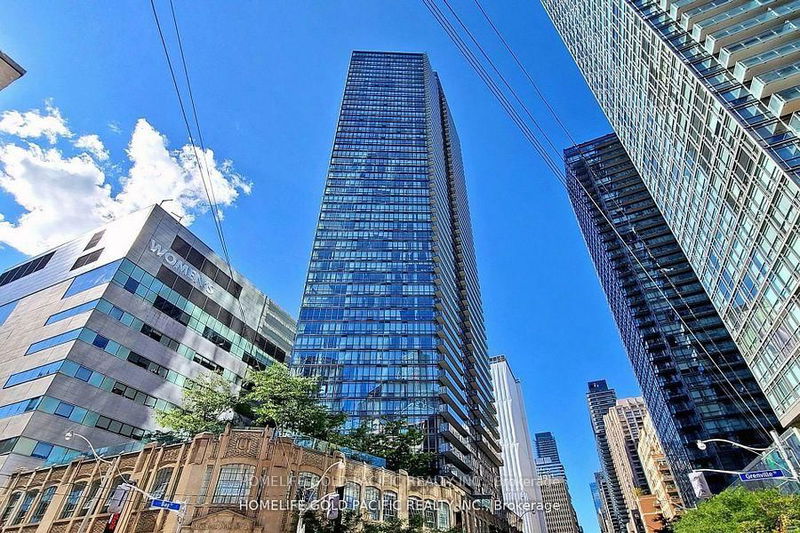 832 Bay St, unit 1202 for sale