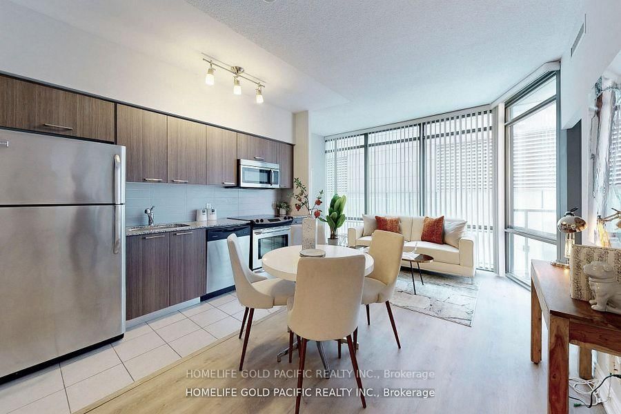 832 Bay St, unit 1202 for sale