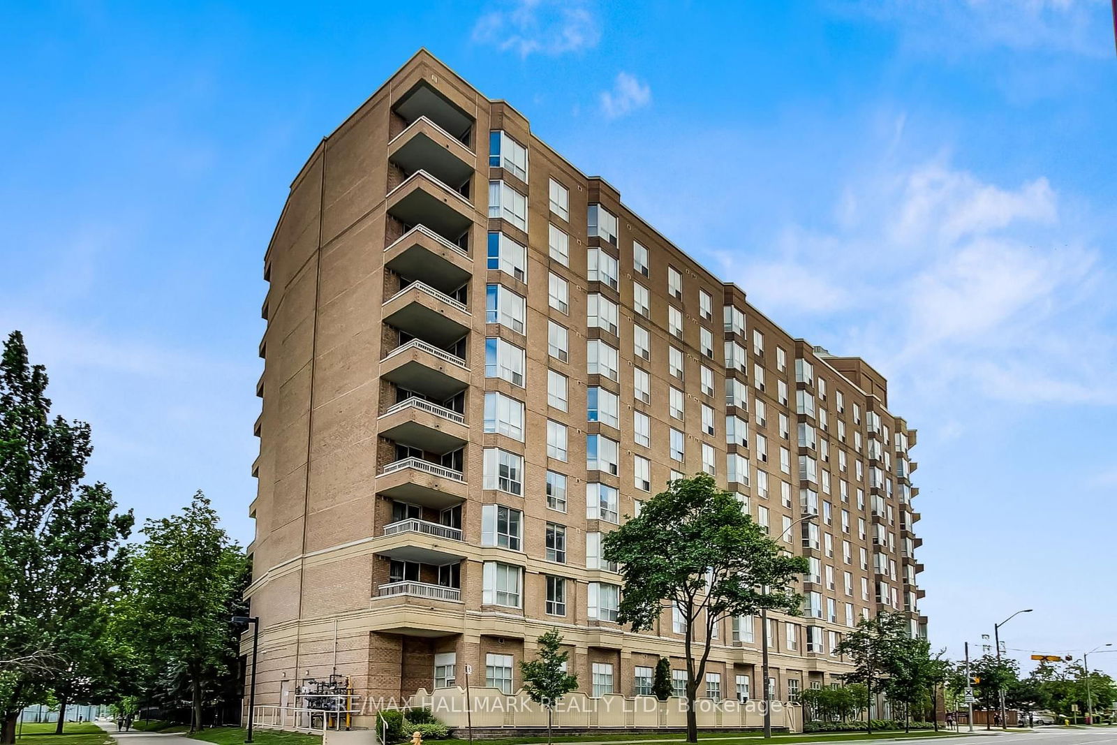 11 Thorncliffe Park Dr, unit 406 for sale