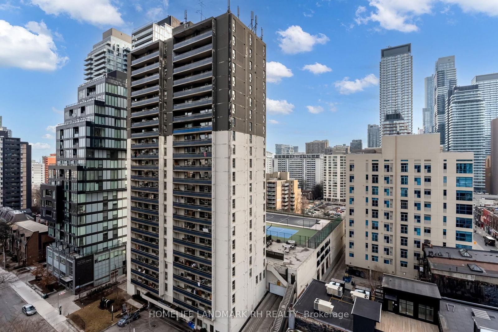 3 Gloucester St, unit 1109 for rent