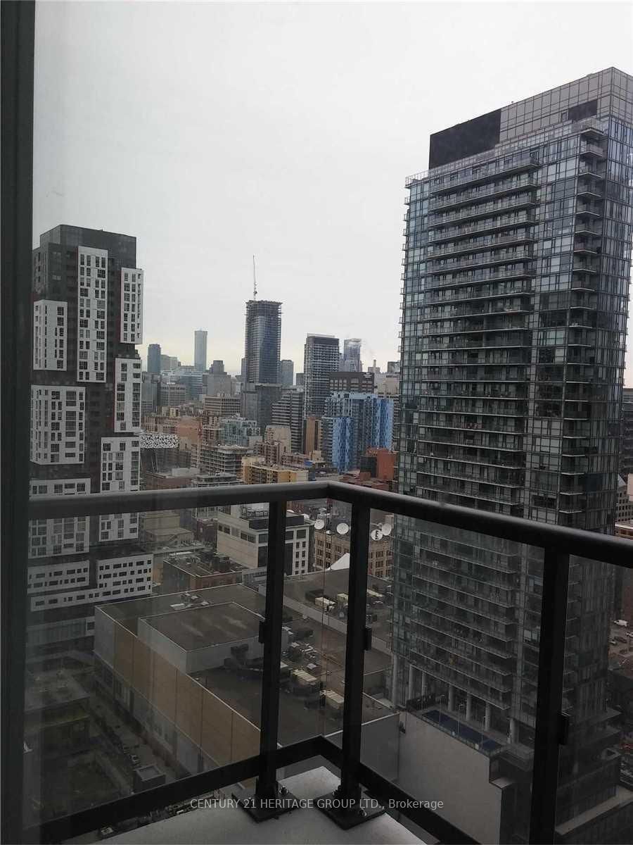 87 Peter St E, unit 2911 for rent