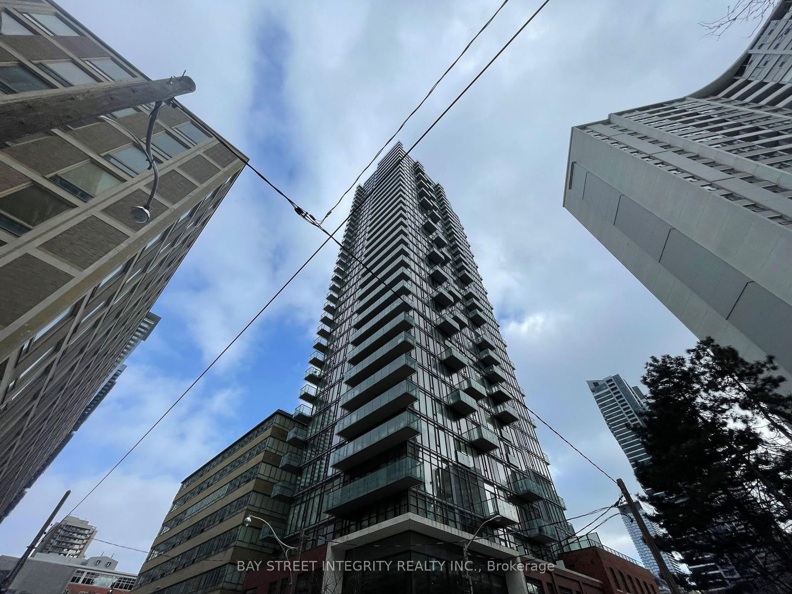 75 St Nicholas St, unit 506 for rent