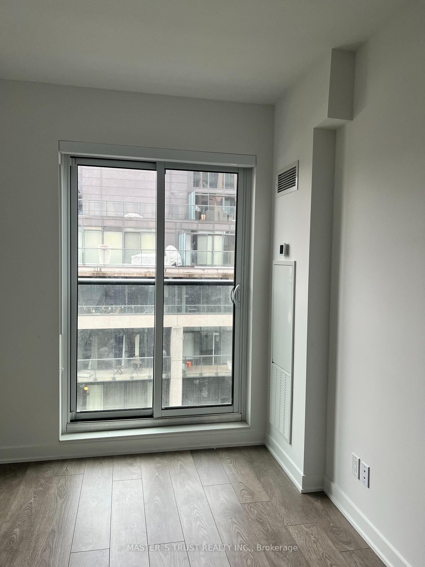 543 Richmond St W, unit 710 for rent