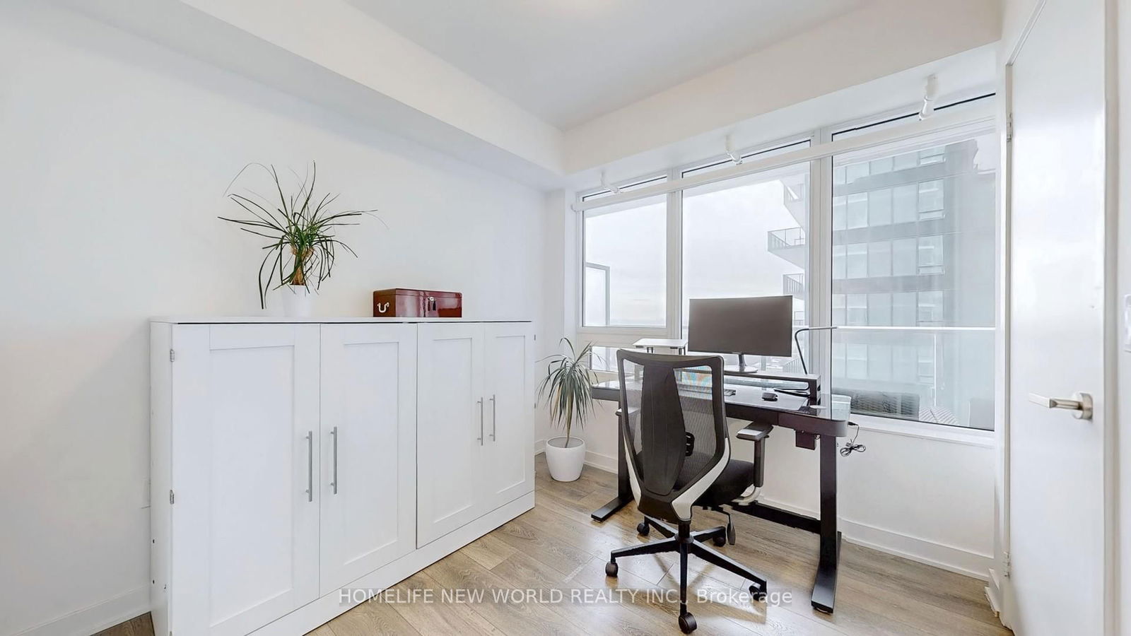 99 Broadway Ave, unit 2404 for sale