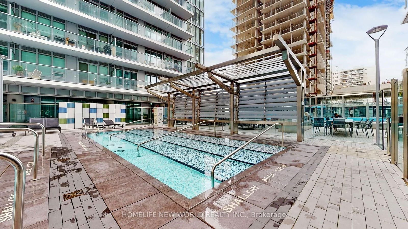 99 Broadway Ave, unit 2404 for sale