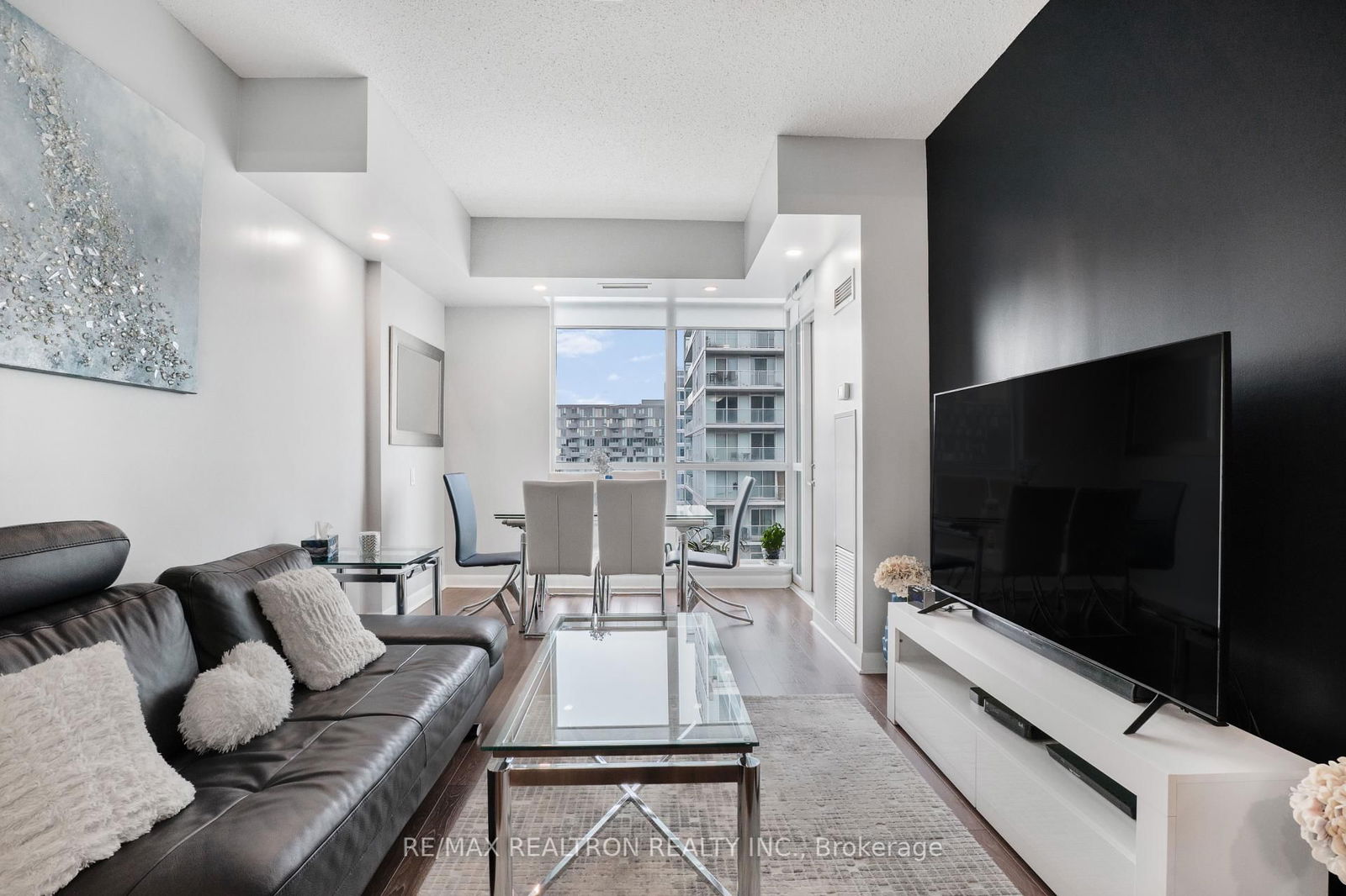 525 Wilson Ave, unit 1011 for sale