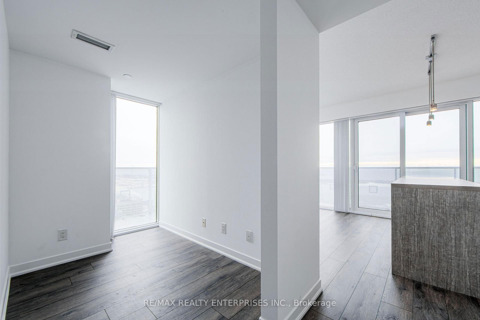 88 Harbour St, unit 5107 for sale