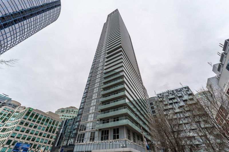 300 Front St W, unit 2603 for sale