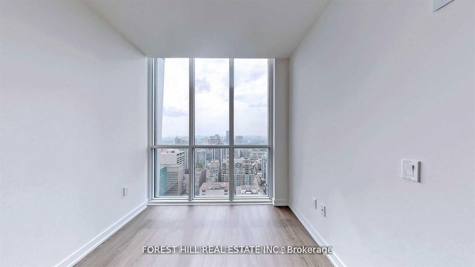 1 Yorkville Ave, unit 3202 for rent