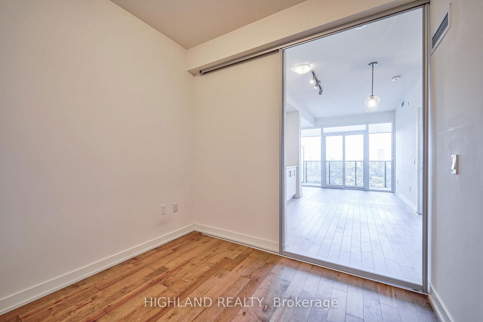 330 Richmond St W, unit 2609 for rent