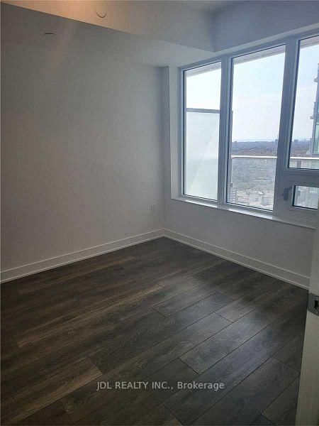 99 Broadway Ave, unit 3005 for rent