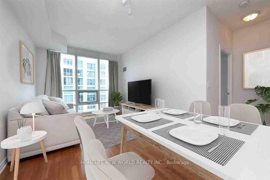 761 Bay St, unit 3813 for rent