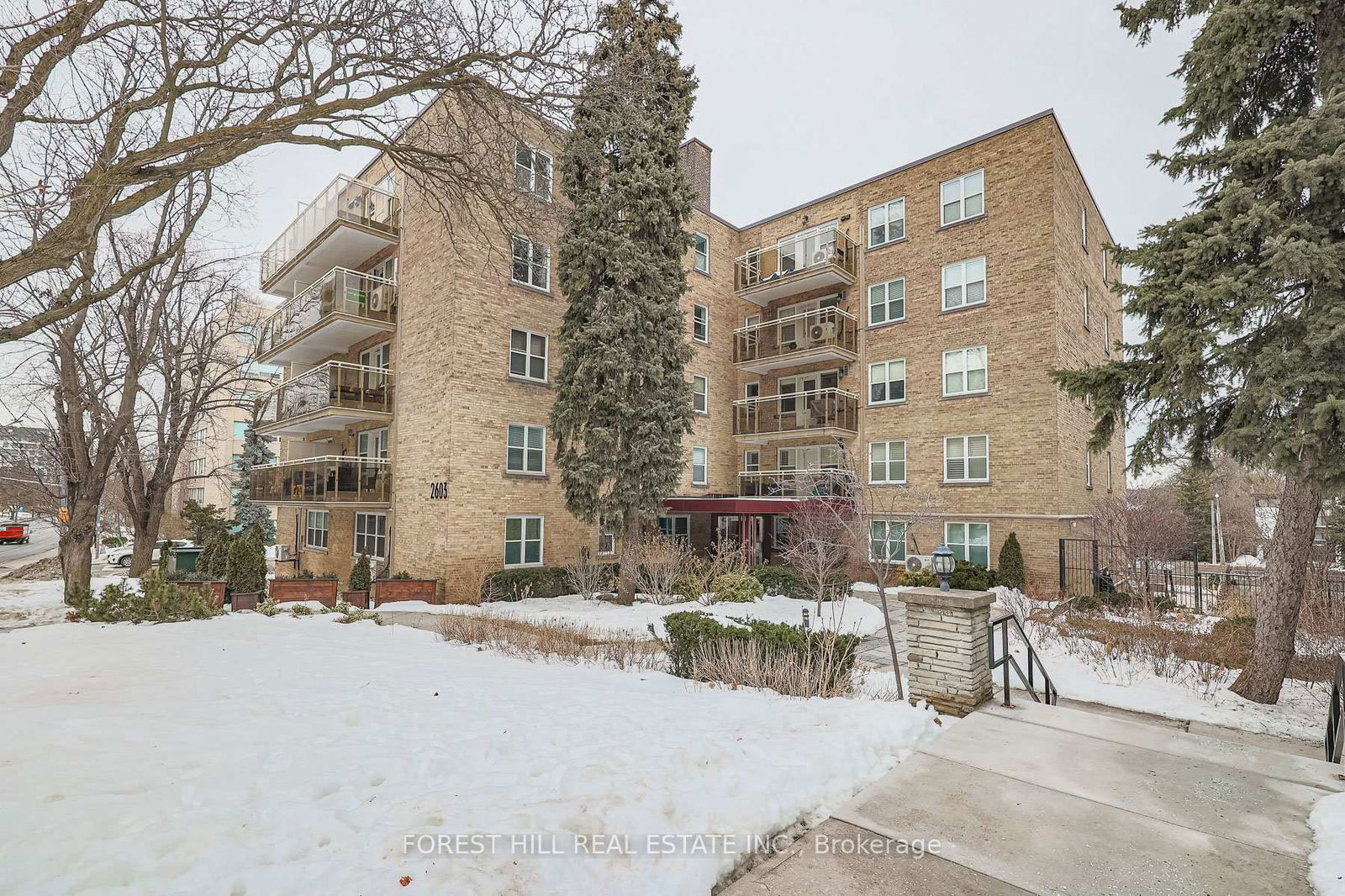 The Courtyards of Upper Forest Hill, Midtown, Toronto