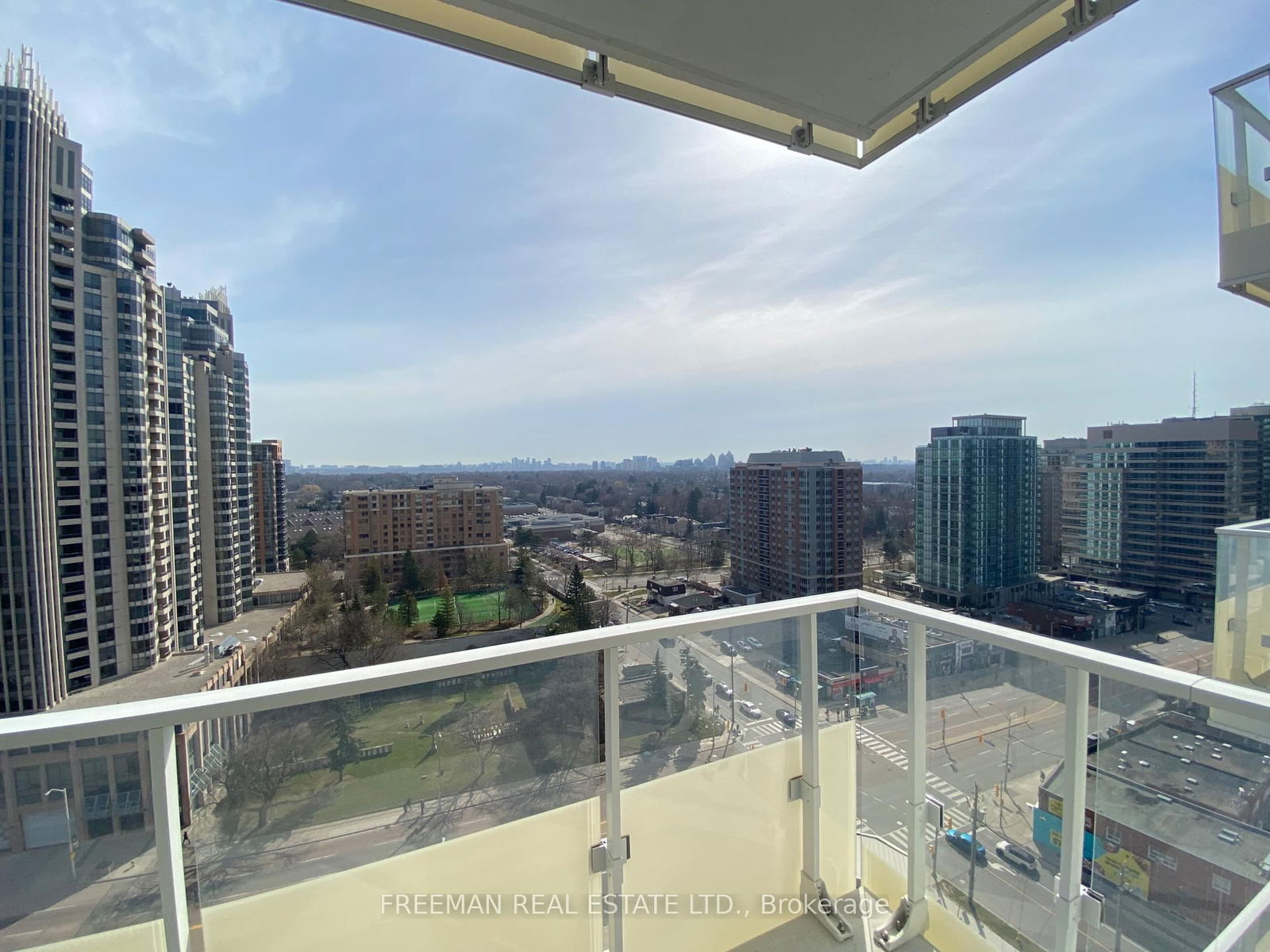 75 Canterbury Pl, unit 1916 for rent