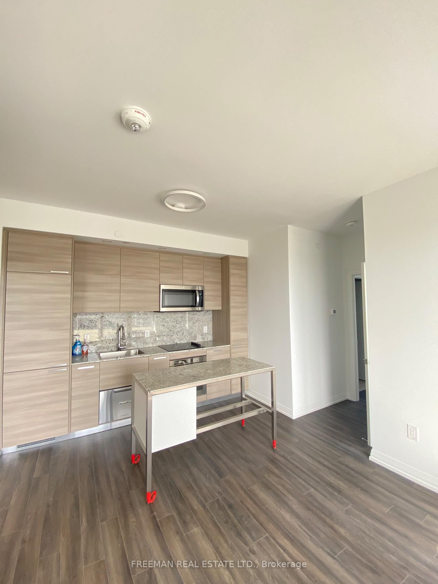 75 Canterbury Pl, unit 1916 for rent